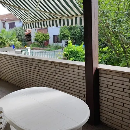 Casa vacanze Holiday Ingrid Pola
